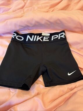 Nike Black Pro Kids Leggings Shorts with White Swoosh Sz M